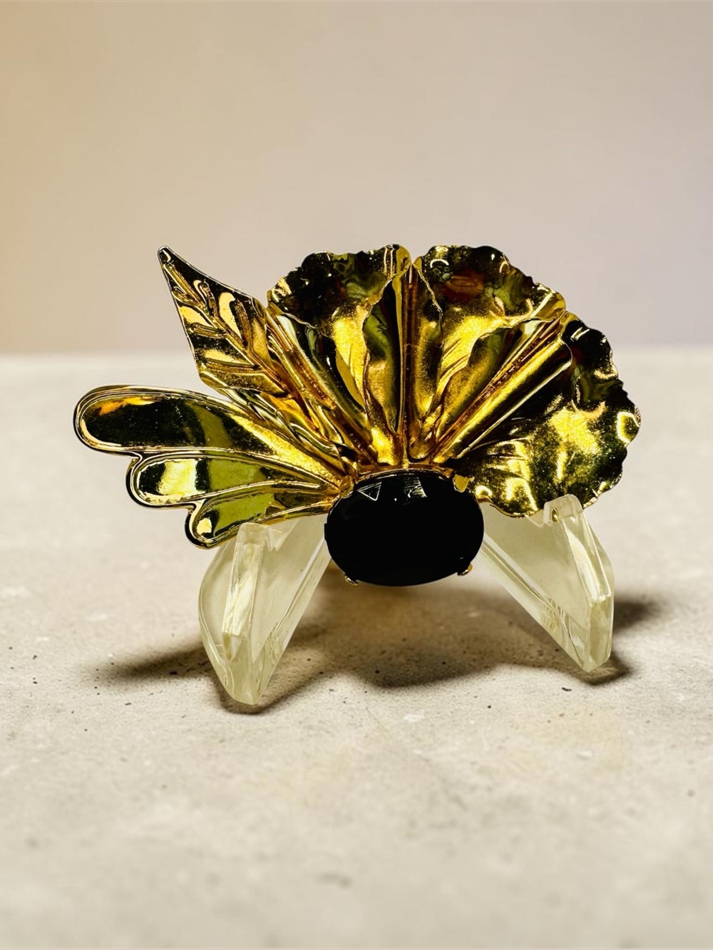 Beautiful Flower Fan of Leaves - two Lilly’s with Rolled Edges and Black Center
